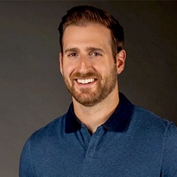 Head shot of Dan Bubniak